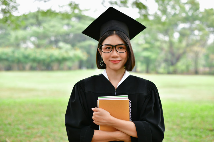 成都圣亚技工学校崇州校区_成都圣亚技工学校崇州校区学费多少