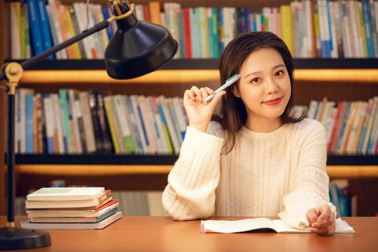 成都国盛技工职业学校学费_成都国盛技工职业技术学校