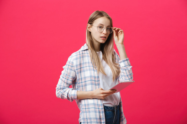 重庆哪个学校的服装设计专业好_重庆服装设计专业大学排名